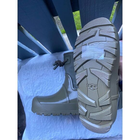 UGG® Women’s Raincloud Lace Burnt Olive Rubber Waterproof Rain Boots SZ US 8 - Picture 9 of 11